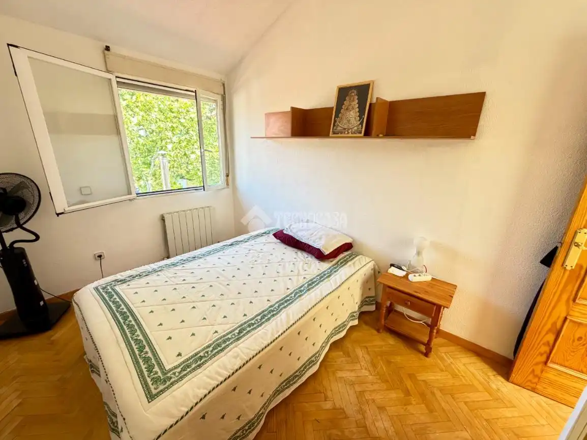 Habitación de Casa adosada en venta en Daganzo de Arriba con Aire acondicionado y Calefacción