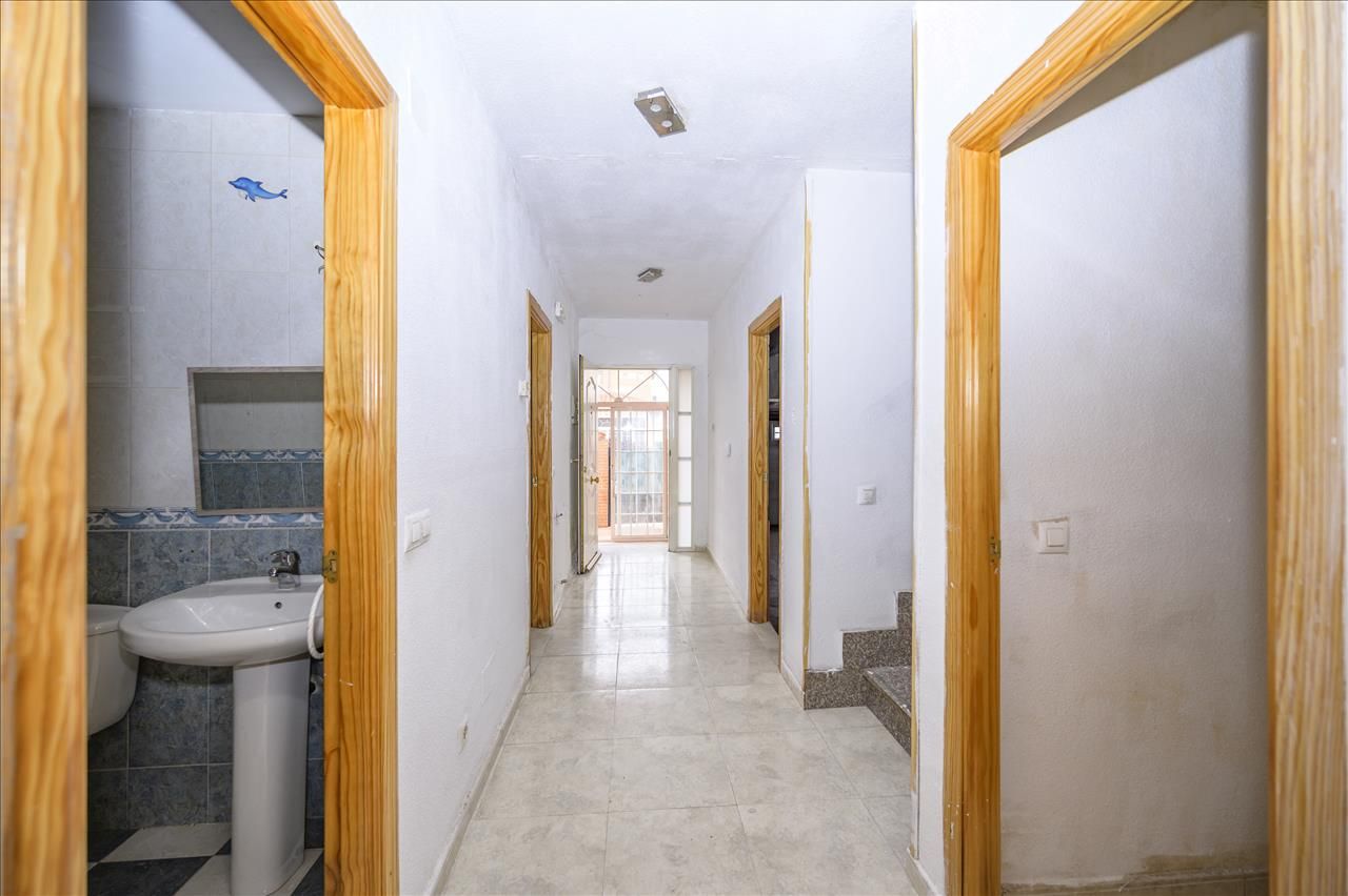 Single-family semi-detached for sale in Ugena  with Terrace, Storage room and Swimming Pool