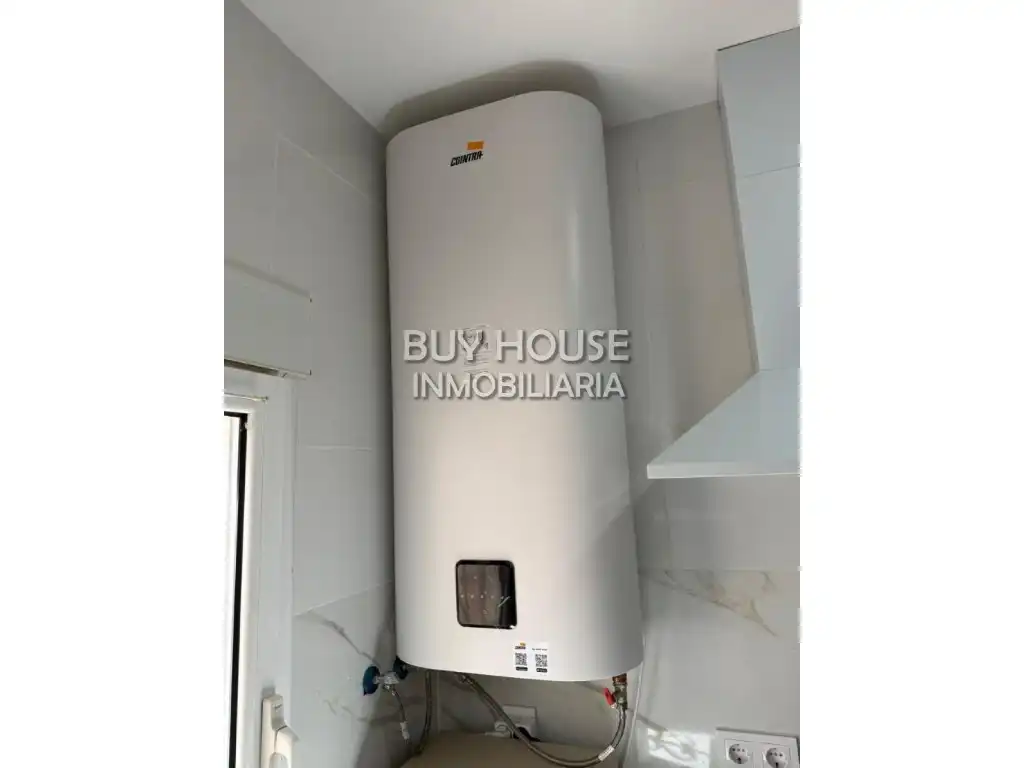Vista exterior de Casa o chalet en venta en Illescas