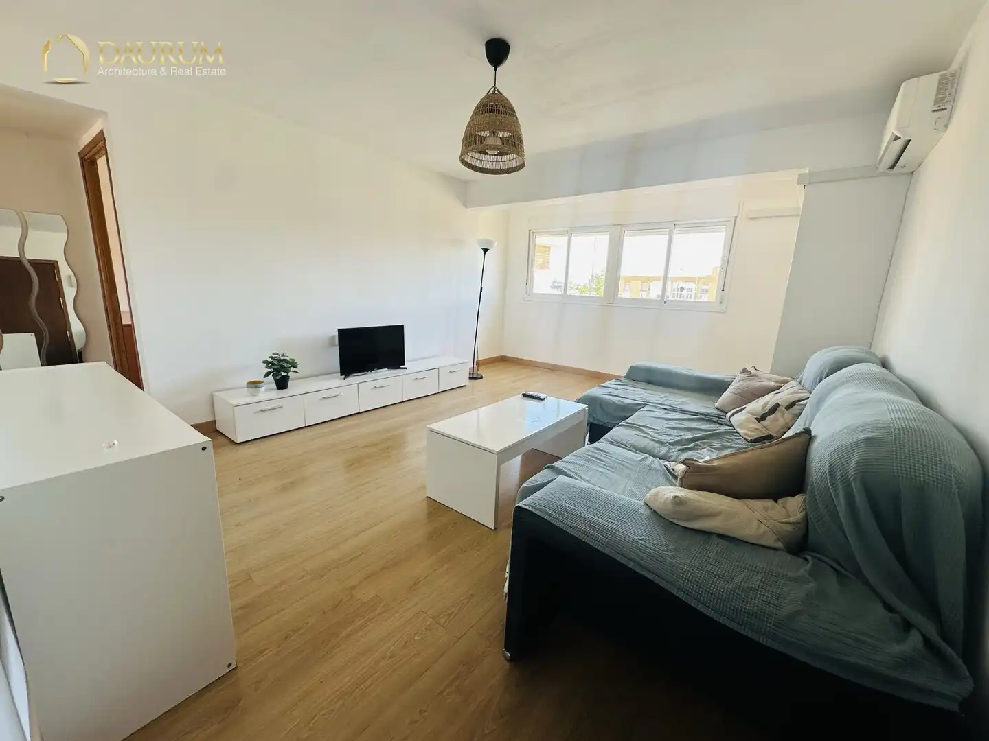 Sala de estar de Piso en venta en Sevilla con Aire acondicionado