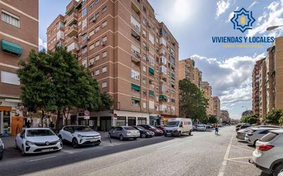 Flat for sale in Calle PINTOR ISMAEL DE LA SERNA, 10, Barrio de Zaidín