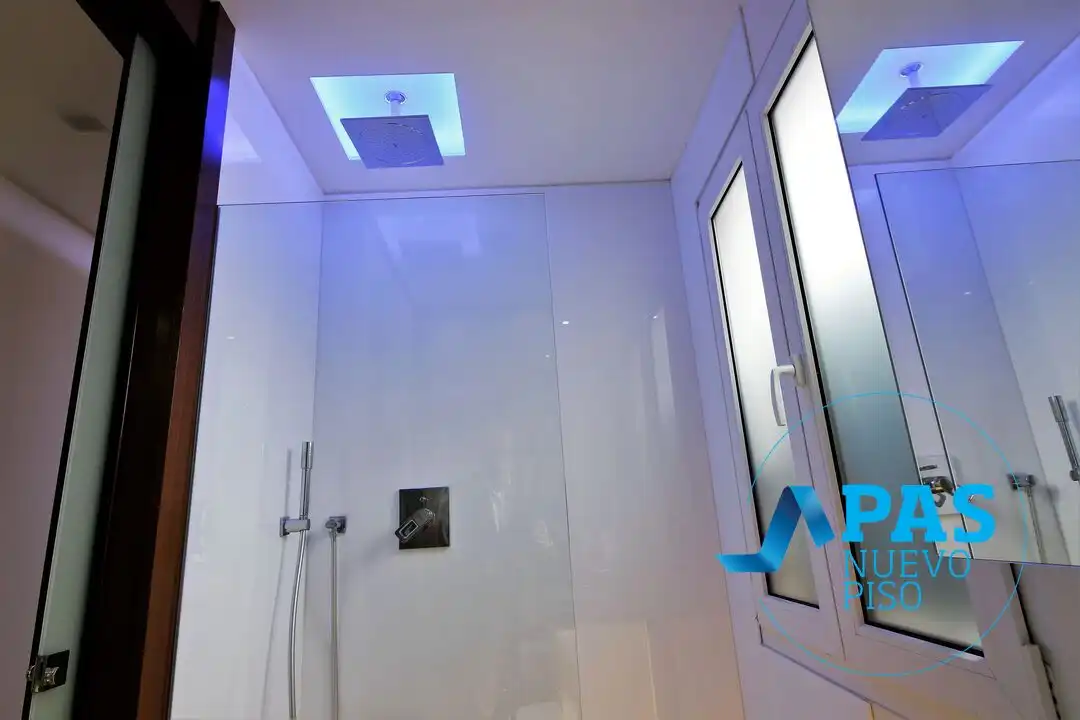 Piso en venta en Calle Lealtad, Centro - Ayuntamiento