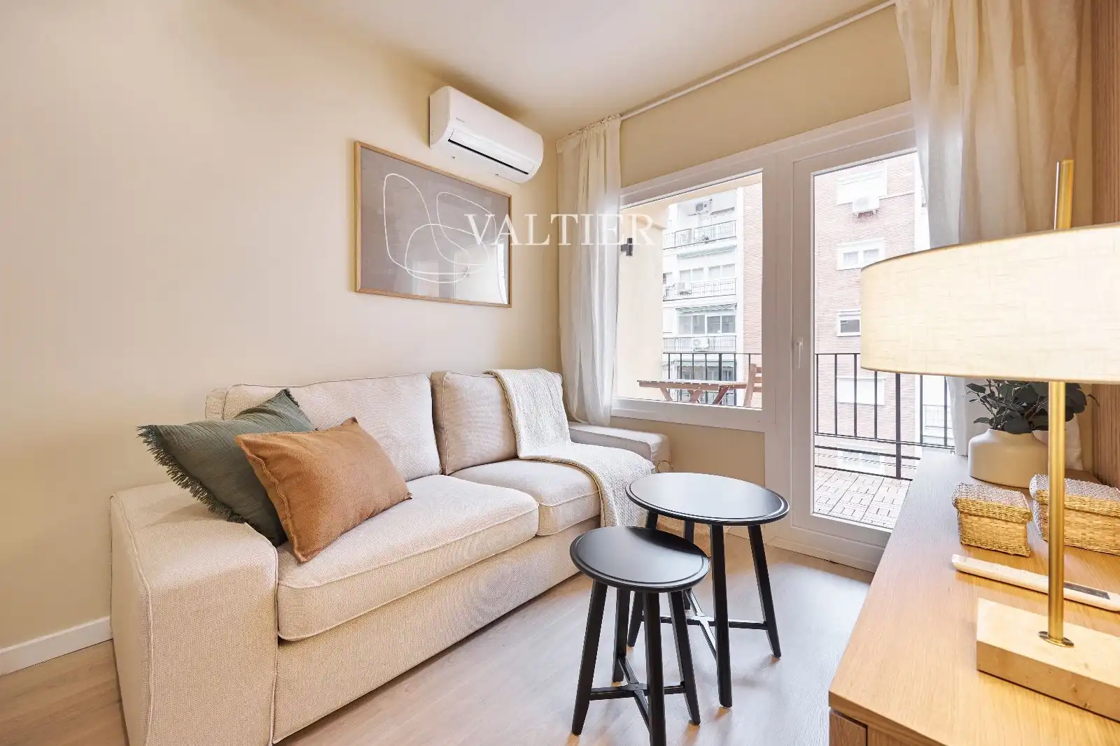 Flat for rent in Seco, Adelfas