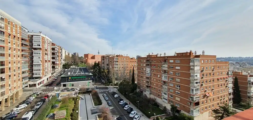 Außenansicht von Wohnungen zur Miete in Madrid mit Klimaanlage, Heizung und Parkett