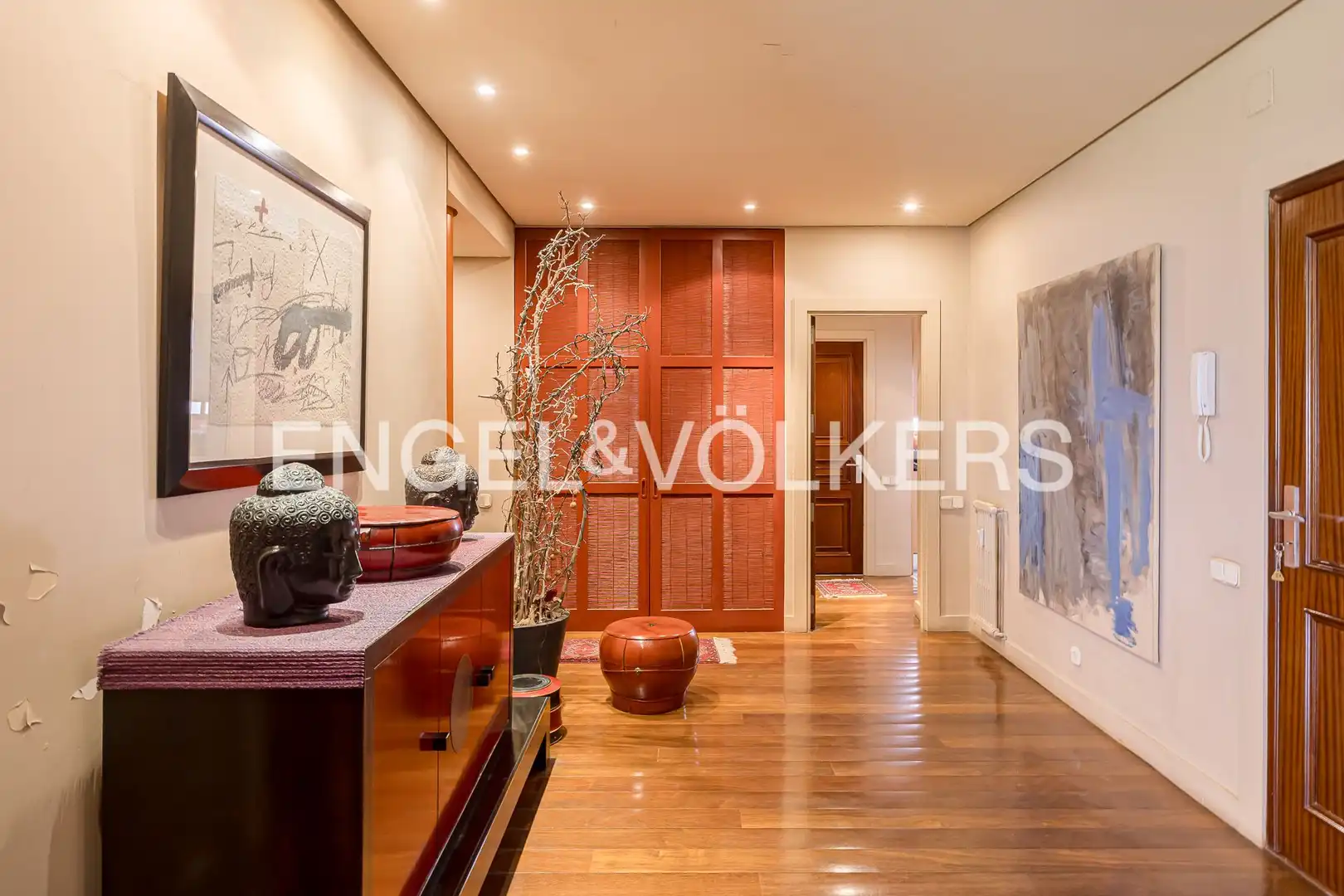 Flat for sale in Madrid  with Air Conditioner, Heating and Private garden