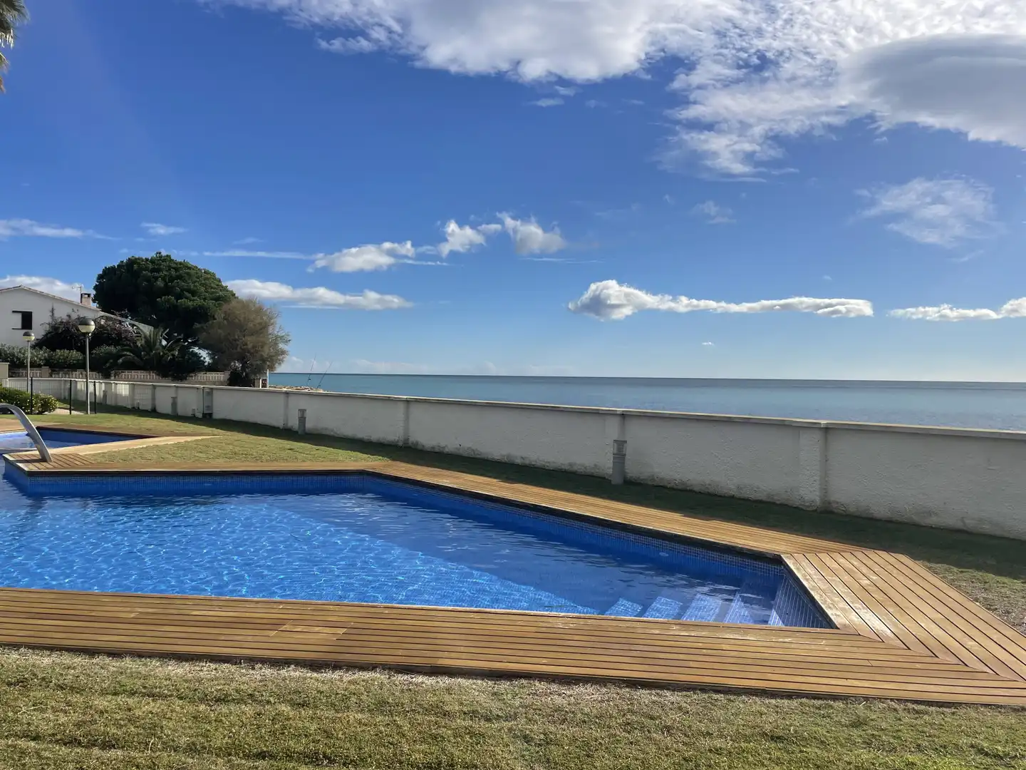 Piscina de Pis en venda en Mont-roig del Camp amb Aire condicionat, Calefacció i Jardí privat