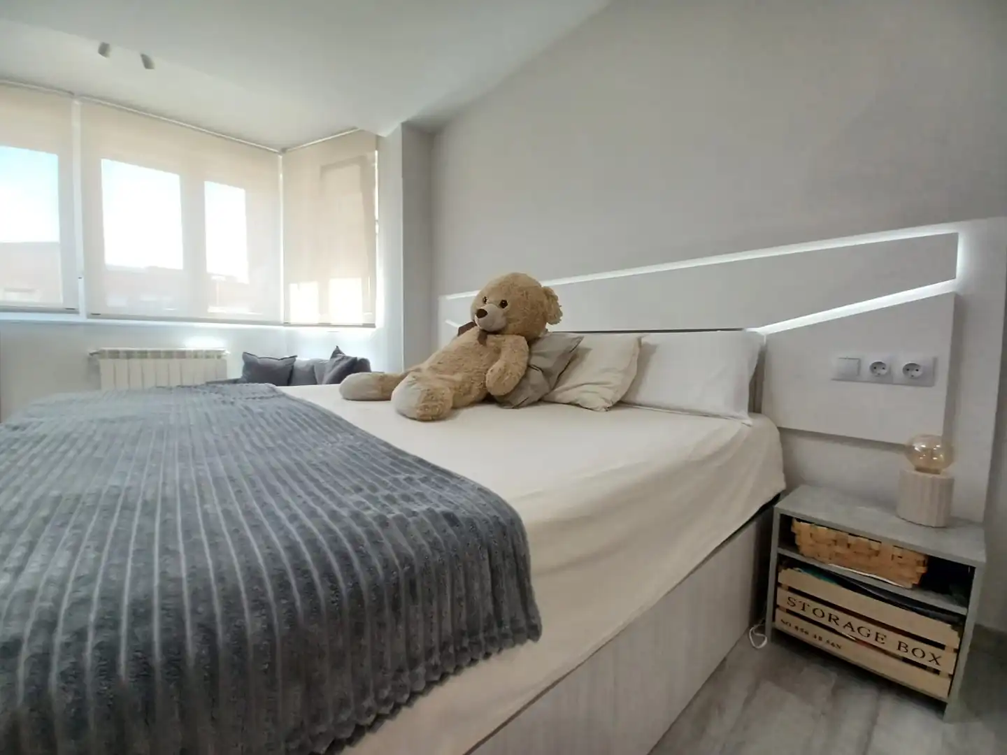 Schlafzimmer von Wohnung zum Verkauf in Madrid mit Klimaanlage, Heizung und Möbliert