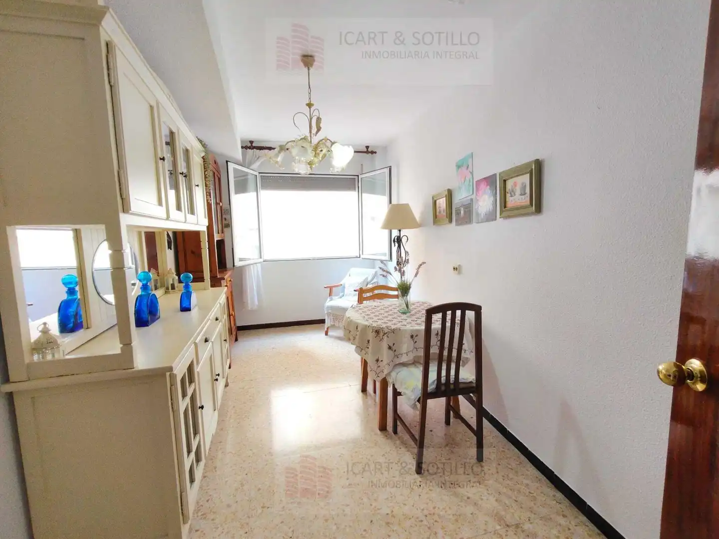 Sala d'estar de Pis en venda en Vinaròs amb Calefacció i Moblat