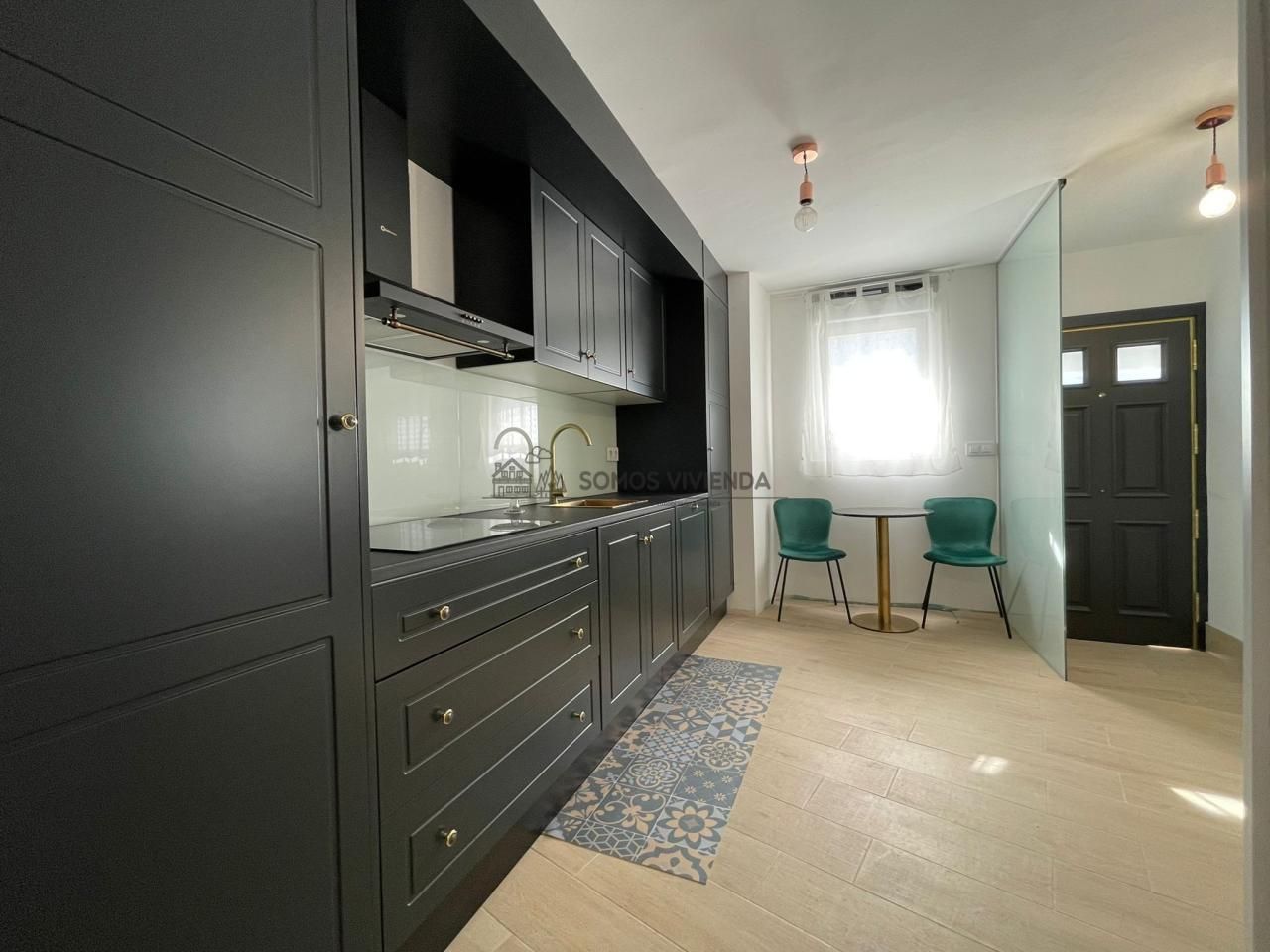 Cuina de Casa o xalet en venda en Ourense Capital  amb Moblat