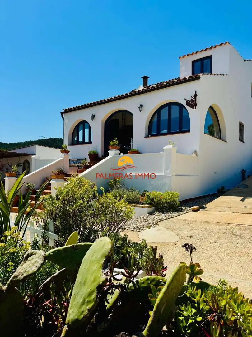 Vista exterior de Finca rústica en venta en L'Ametlla de Mar  con Trastero y Piscina