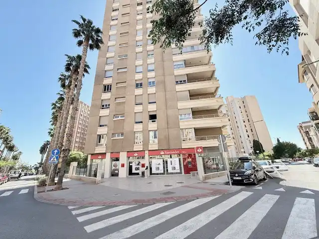 Piso con ascensor en venta en Carrer de Puig Roda 1