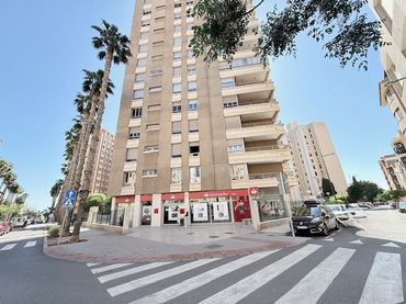 Pis amb ascensor en venda a Carrer de Puig Roda 1