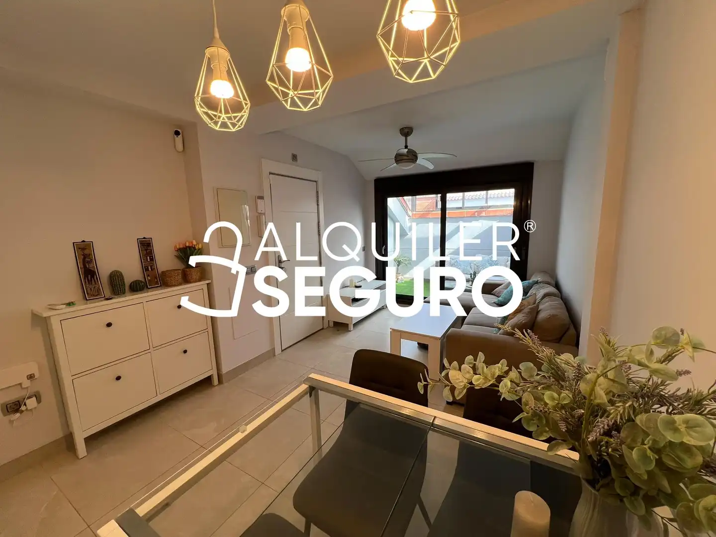 Sala d'estar de Àtic de lloguer en San Sebastián de los Reyes amb Aire condicionat, Calefacció i Terrassa
