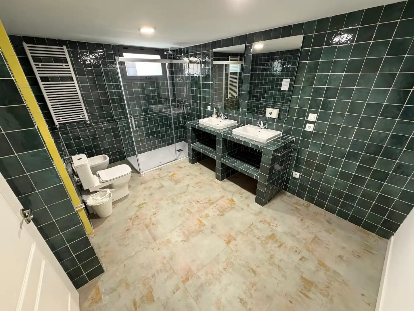 Baño de Casa o chalet de alquiler en Torrelodones con Calefacción, Jardín privado y Parquet