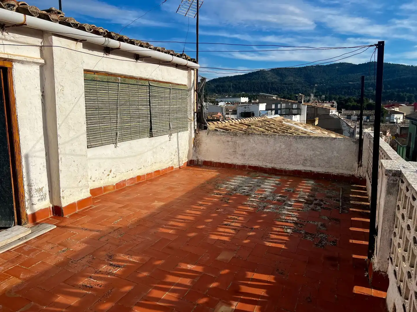 Vista exterior de Finca rústica en venta en Biar con Calefacción, Terraza y Trastero