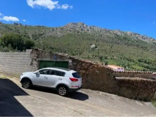 Parkplatz von Fabrik Grundstücke zum Verkauf in Casas de Miravete
