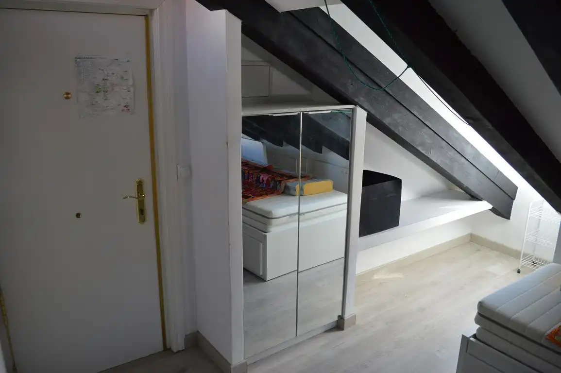 Flat for rent in Madrid  with Heating, Furnished and Washing machine