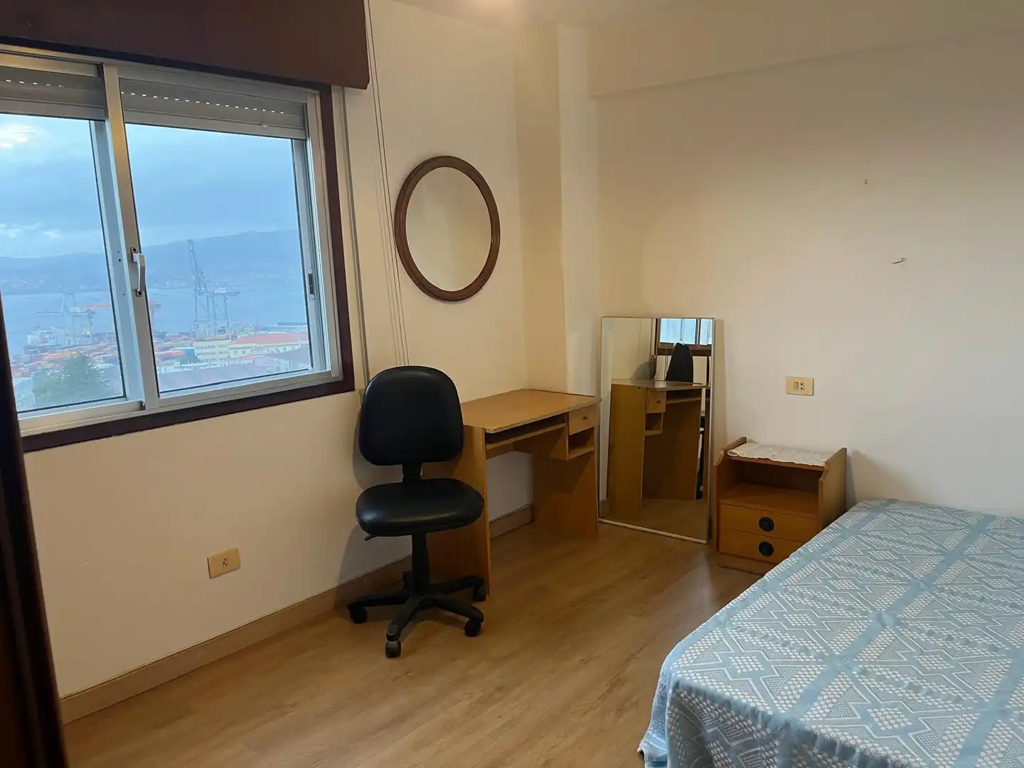 Bedroom of Flat for sale in Vigo   with Storage room and Balcony