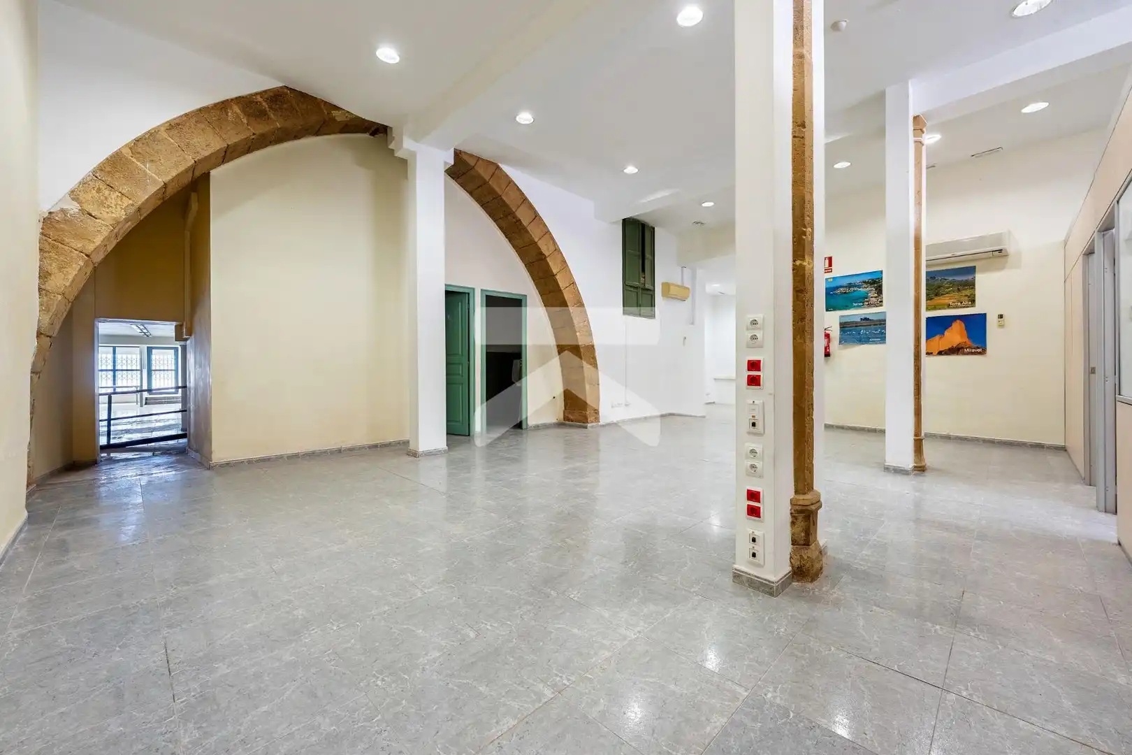 Buildings for sale in Tortosa