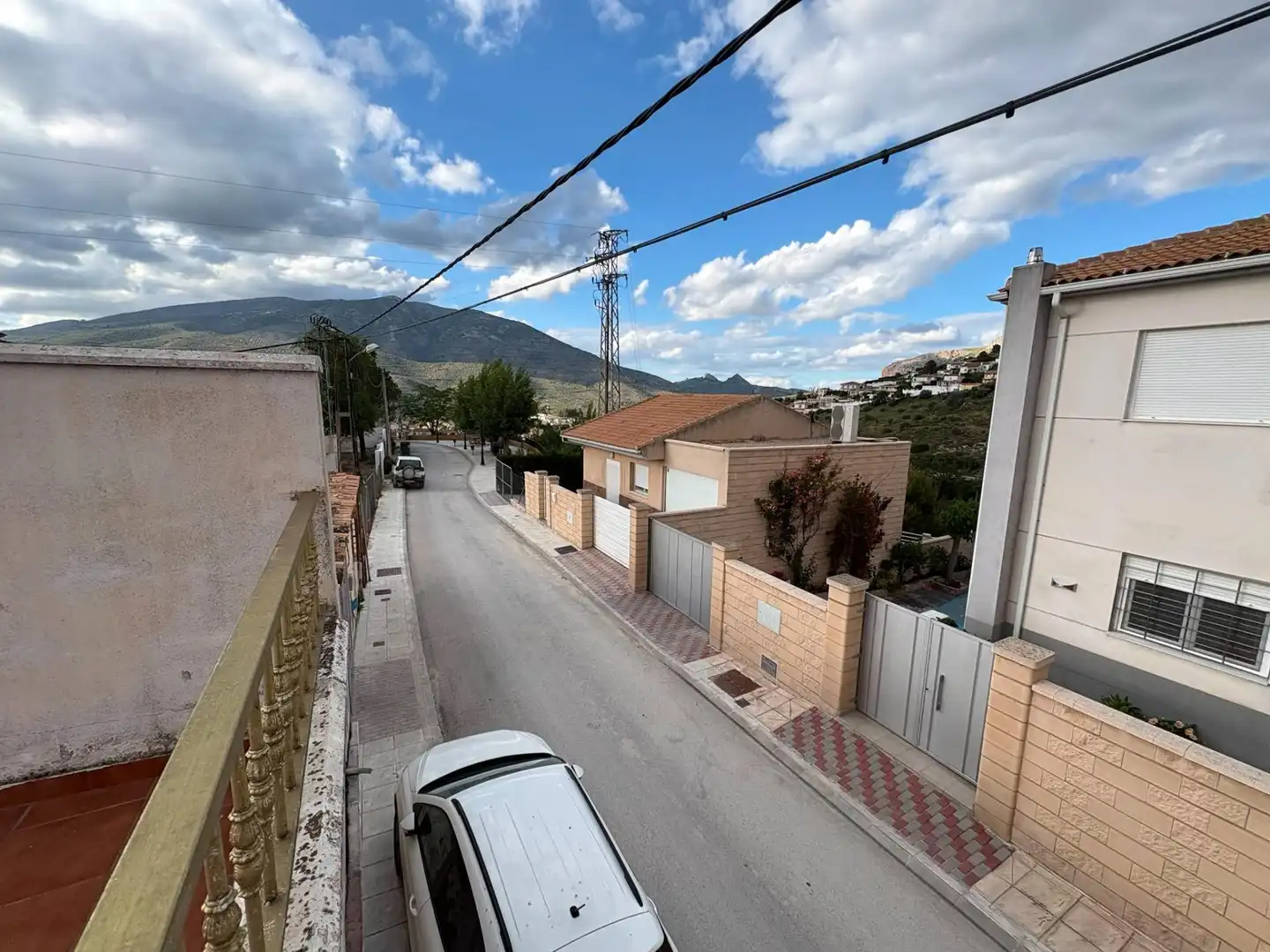 Casa adosada en venta en Los Villares