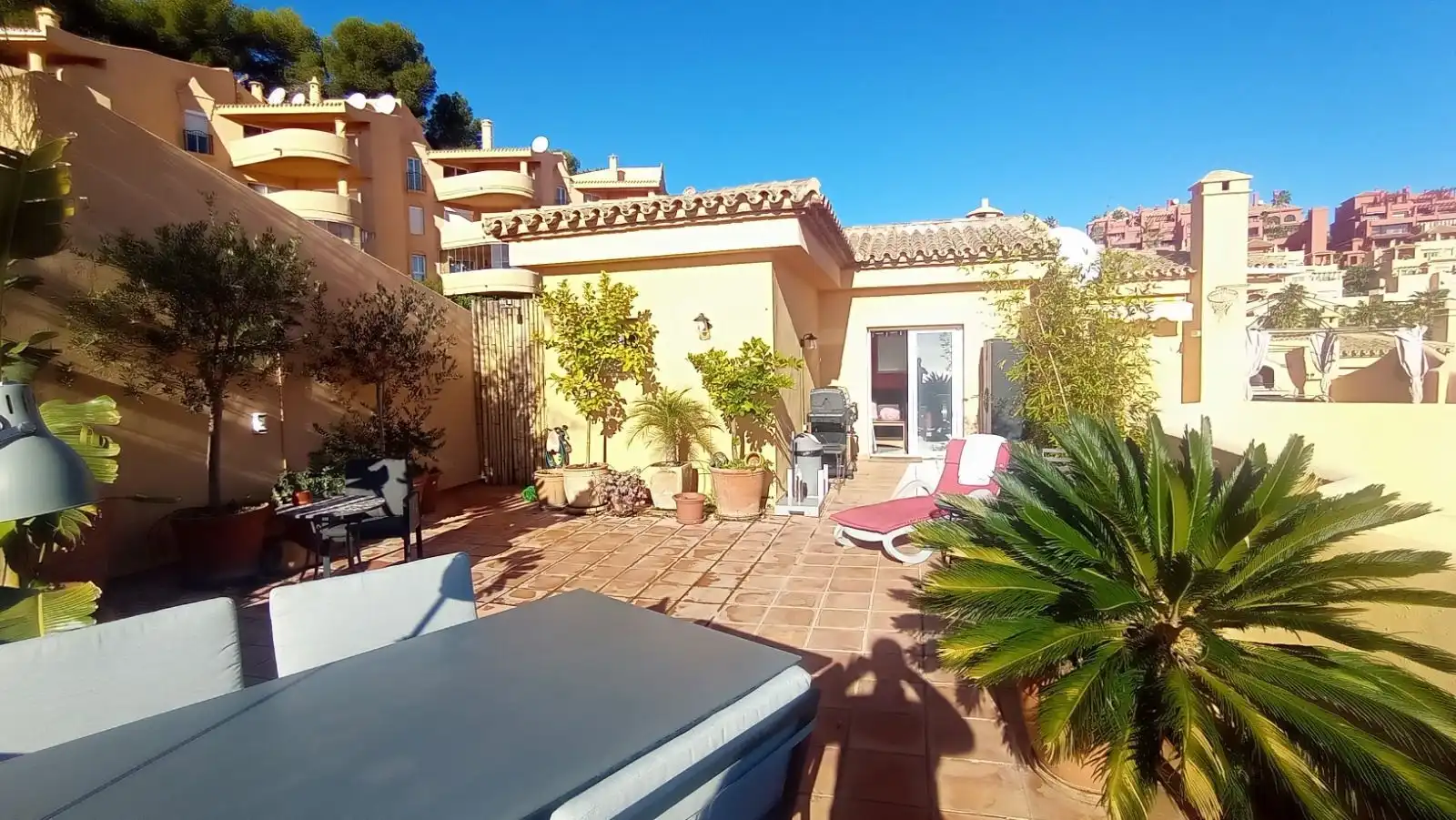 Àtic amb piscina en venda a Calahonda, imagen 2