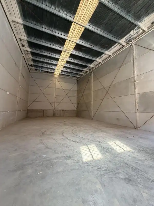 Nau industrial de lloguer en Pilas amb Calefacció