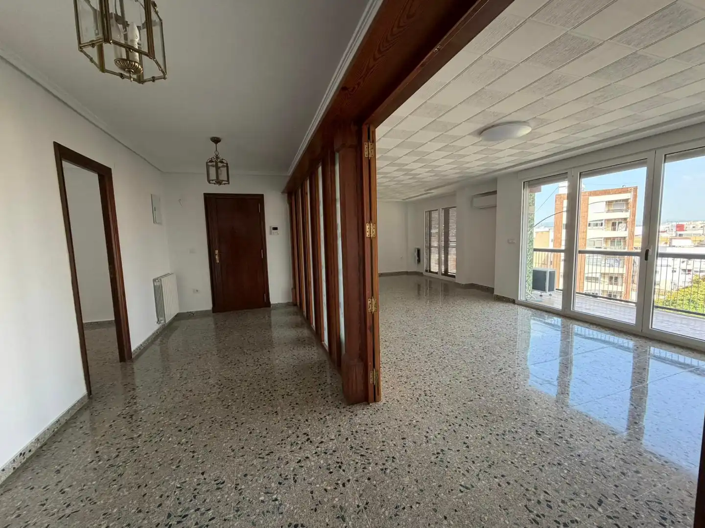 Flat for rent in Avenida AL VEDAT, Centro - Casco antiguo