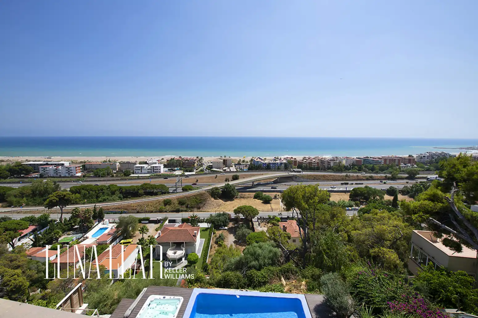 Außenansicht von Haus oder Chalet zur Miete in Sitges mit Klimaanlage, Terrasse und Möbliert