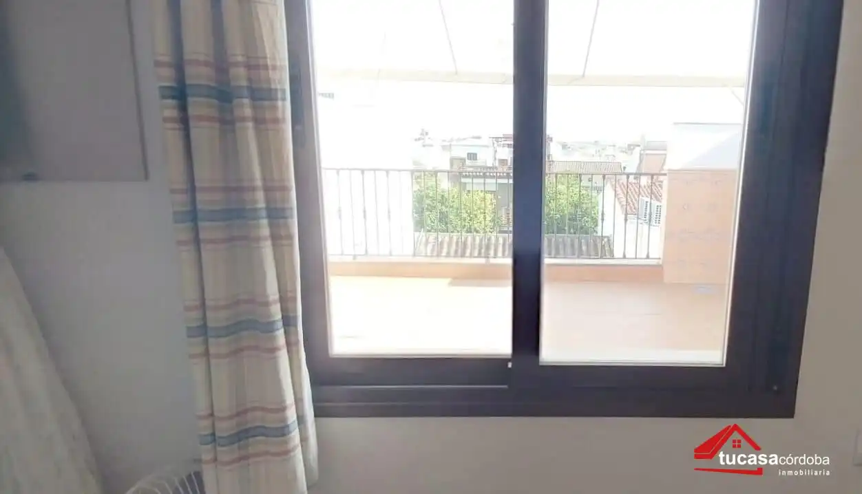 Dormitori de Casa o xalet en venda en Córdoba amb Aire condicionat, Terrassa i Traster