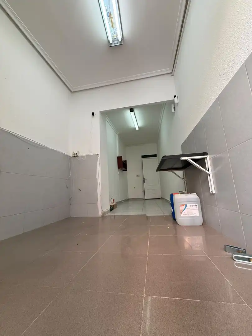 Local comercial en venda a Industria, imagen 7