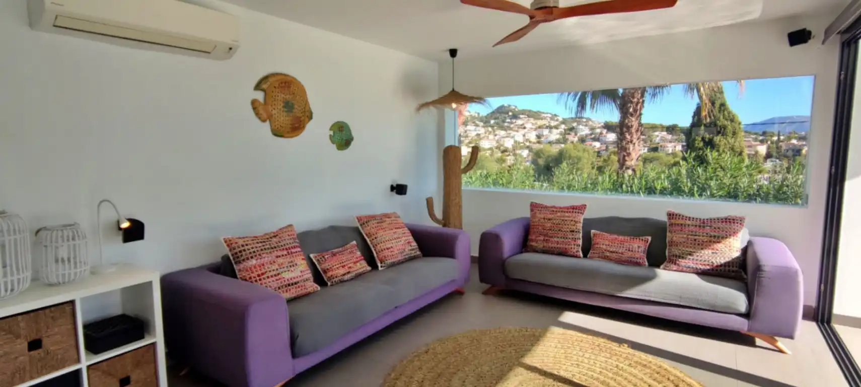 Sala d'estar de Casa o xalet de lloguer en Benissa amb Aire condicionat, Calefacció i Jardí privat
