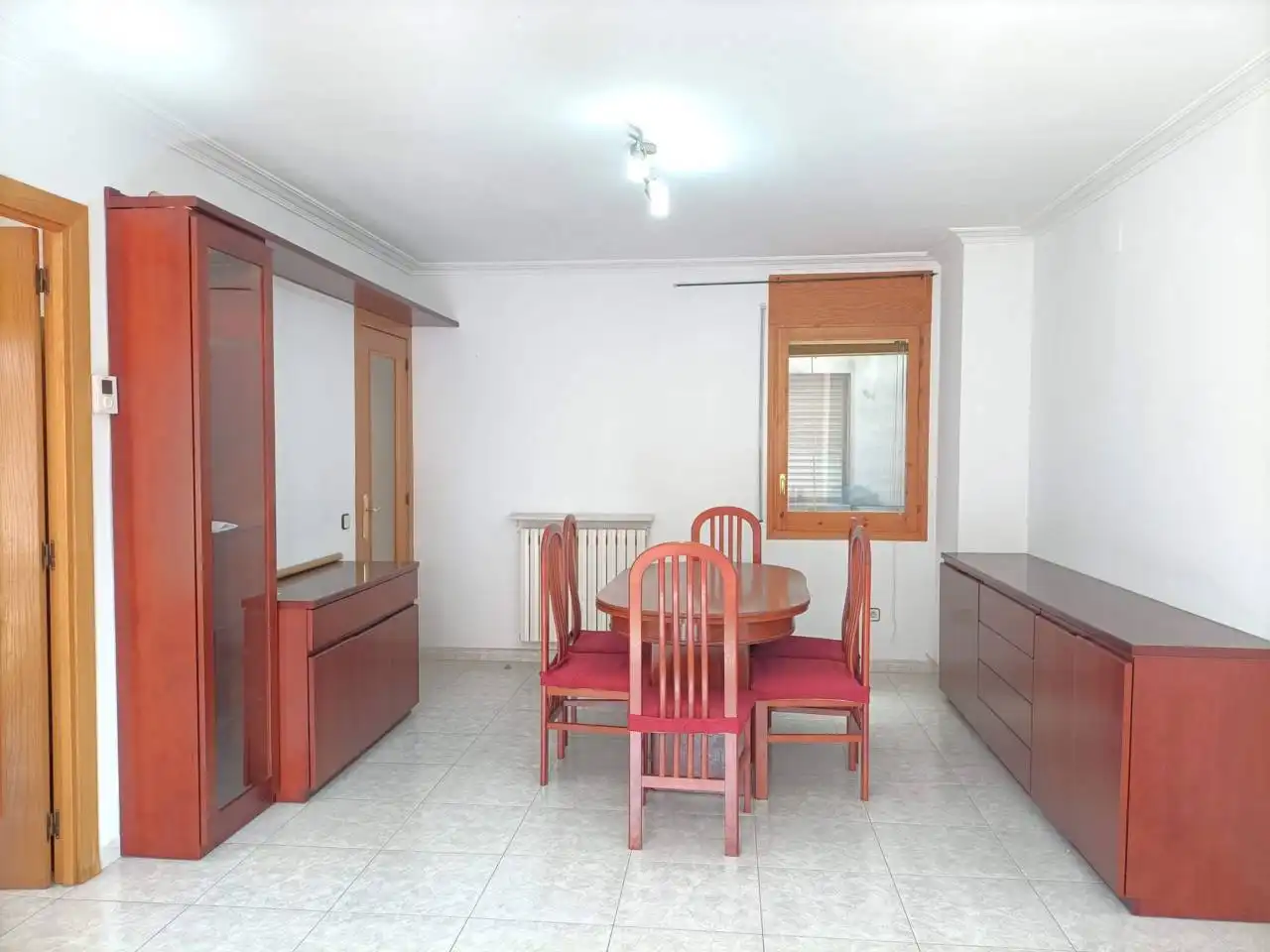 Comedor de Piso de alquiler en Vic con Calefacción, Terraza y Trastero