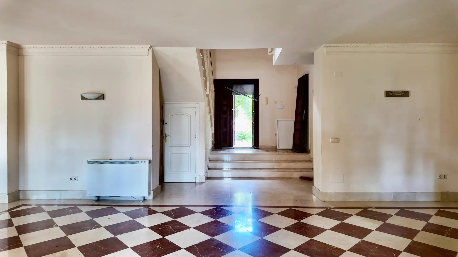 Houses for sale in Estepona  with Private garden, Terrace and Storage room
