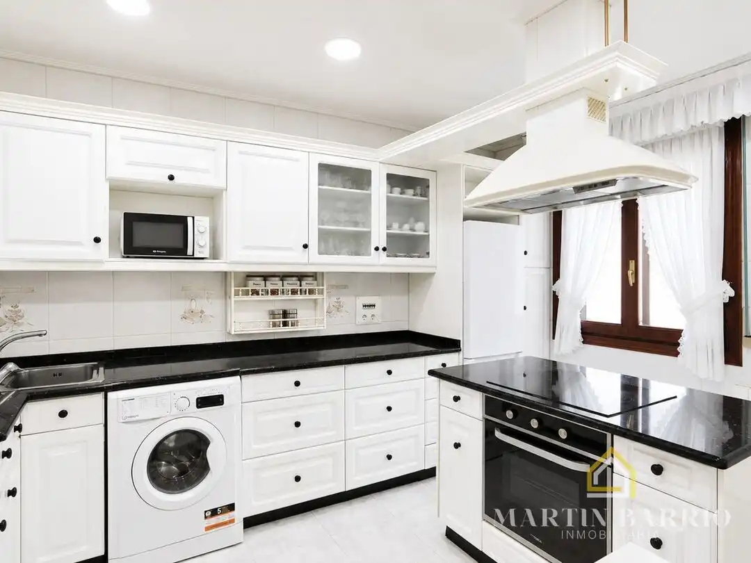 Flat with terrace for sale in Miguel de Cervantes Kalea, imagen 27