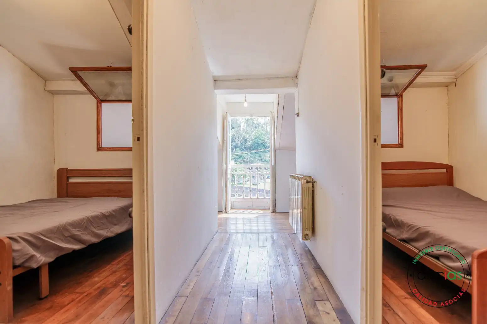 Casa o chalet en venta en Las Regueras   con Calefacción y Jardín privado