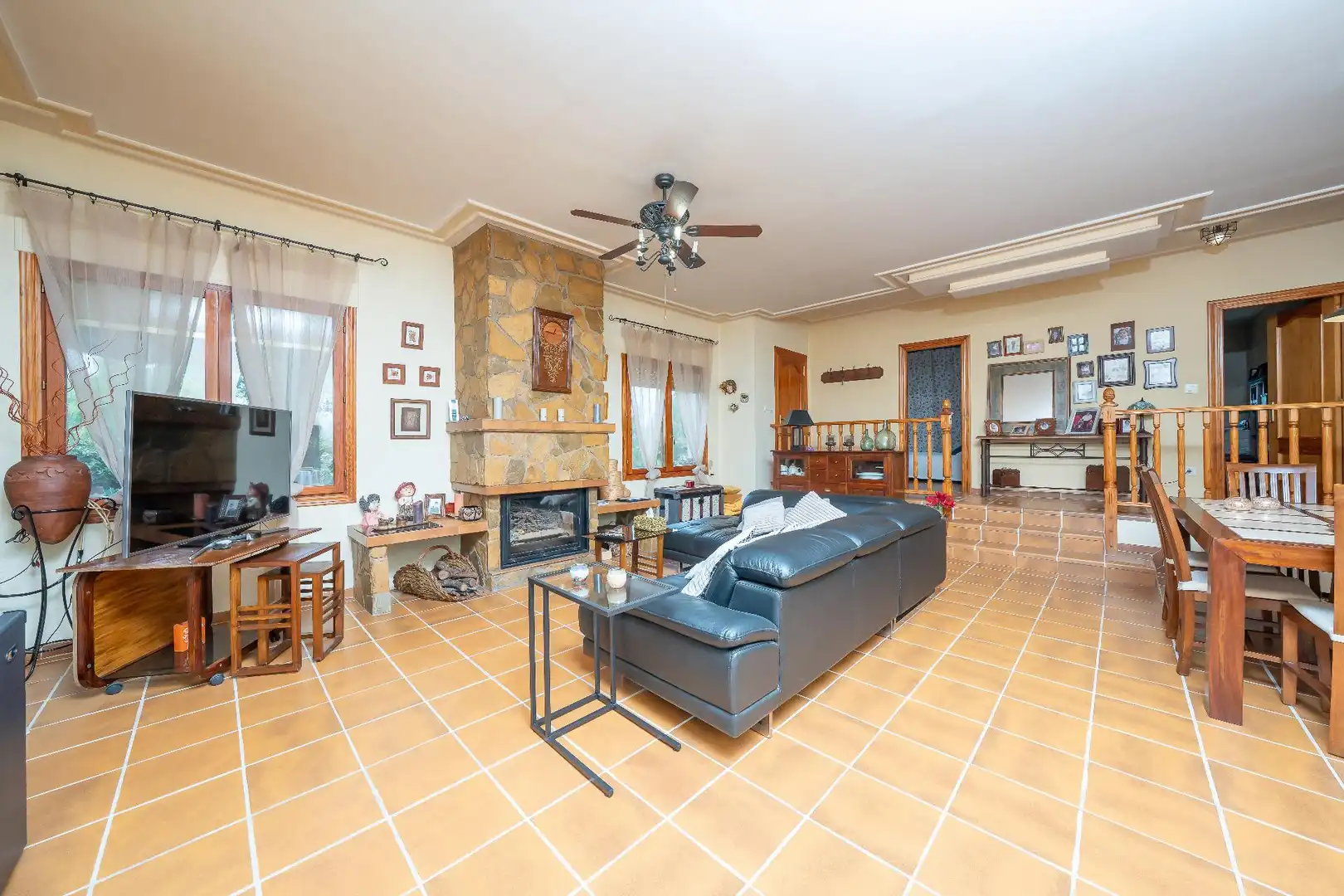 Sala de estar de Casa o chalet en venta en Novelda con Aire acondicionado, Calefacción y Jardín privado