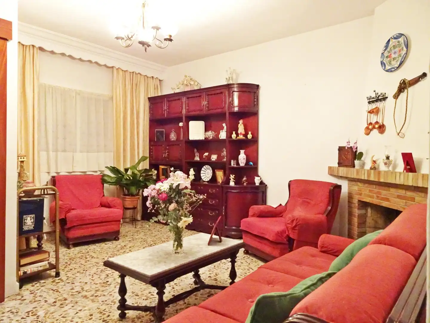 Sala de estar de Casa adosada en venta en Málaga con Aire acondicionado, Terraza y Amueblado