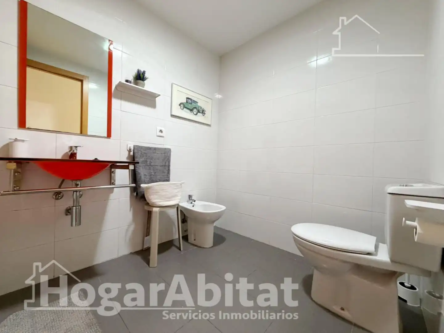 Bany de Pis en venda en Llíria amb Terrassa, Traster i Piscina comunitària