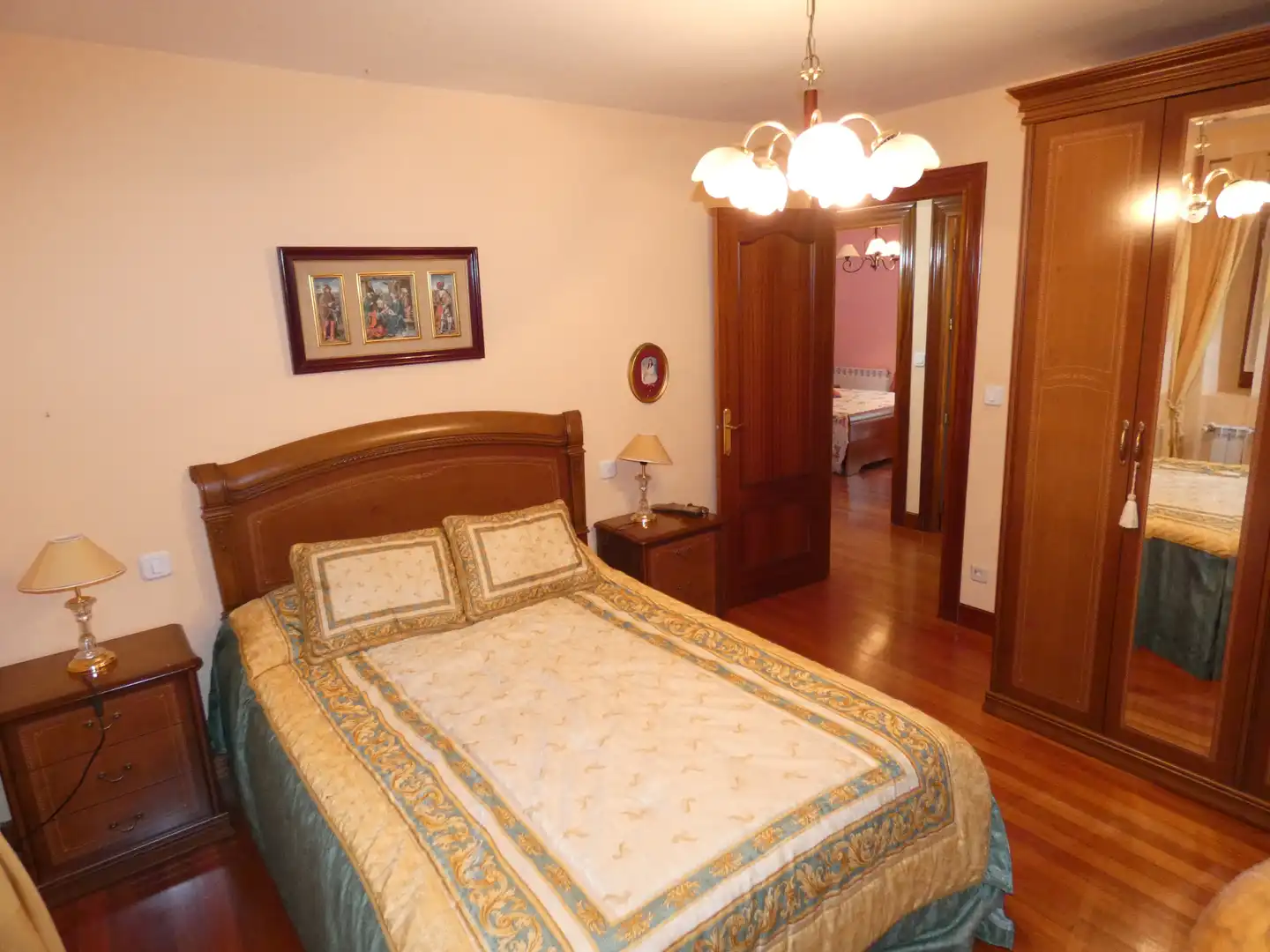 Schlafzimmer von Haus oder Chalet zum Verkauf in Villarcayo de Merindad de Castilla la Vieja mit Heizung, Privatgarten und Möbliert