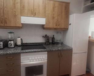Cuina de Apartament per a compartir en  Santa Cruz de Tenerife Capital amb Aire condicionat i Terrassa