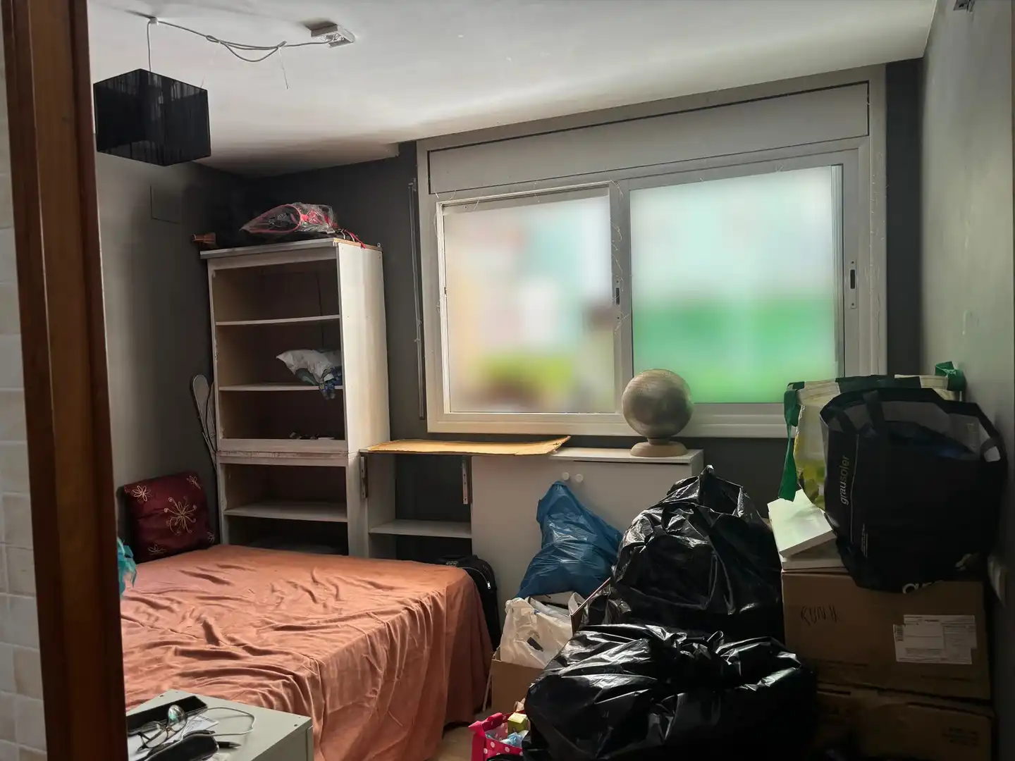 Schlafzimmer von Wohnungen zum Verkauf in Mataró mit Klimaanlage und Balkon