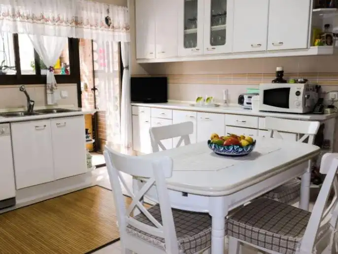 Apartament amb jardí de lloguer a C. de Dulce Chacón 19, imagen 6