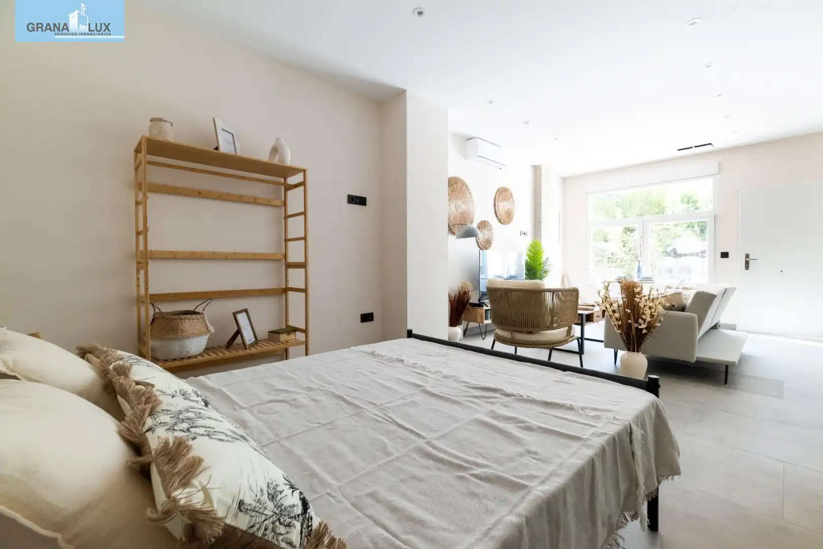Bedroom of Study for sale in Granada  with Air Conditioner, Heating and Furnished