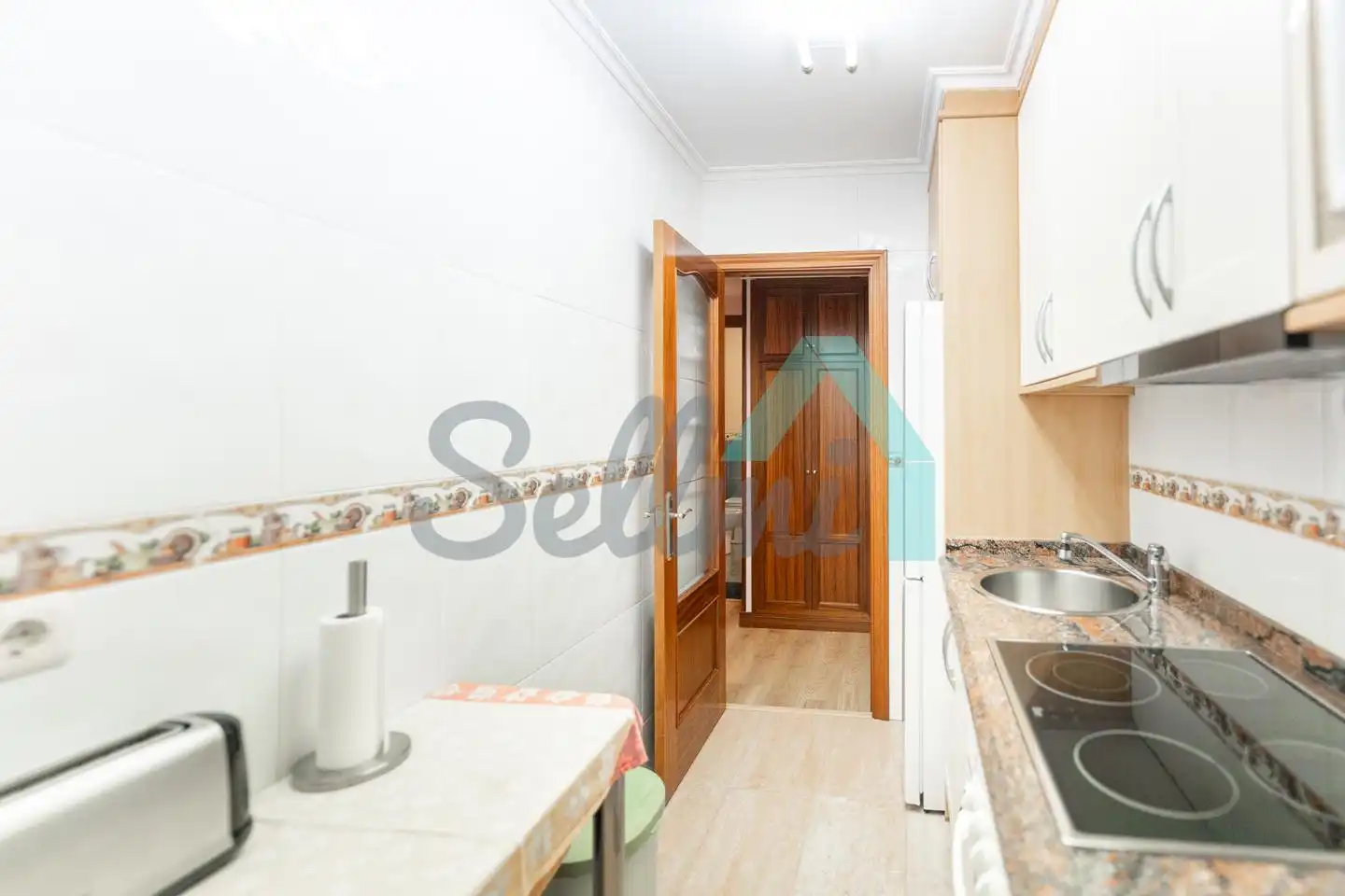 Kitchen of Flat for sale in Gijón   with Heating, Parquet flooring and Furnished