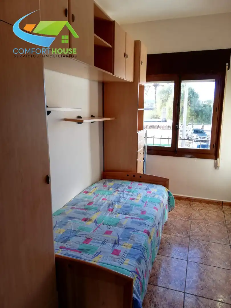 Dormitori de Casa o xalet en venda en Cartagena
