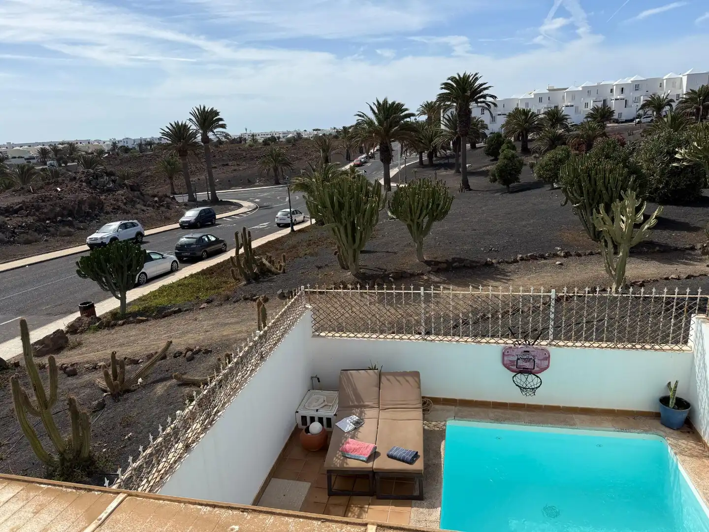 Vista exterior de Dúplex en venta en Teguise con Terraza, Trastero y Piscina