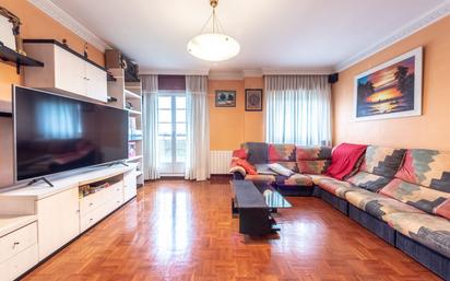 Living room of Flat for sale in Bilbao 