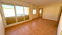 Apartament en venda en Alcanar amb Terrassa, Balcó i Piscina comunitària