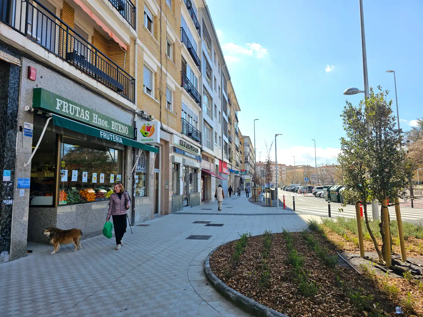 Vista exterior de Local en venda en  Pamplona / Iruña amb Moblat