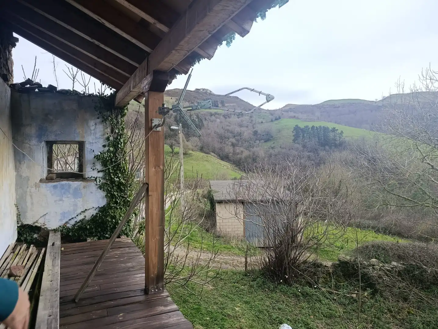 Vista exterior de Casa o chalet en venta en Soba con Jardín privado, Terraza y Balcón